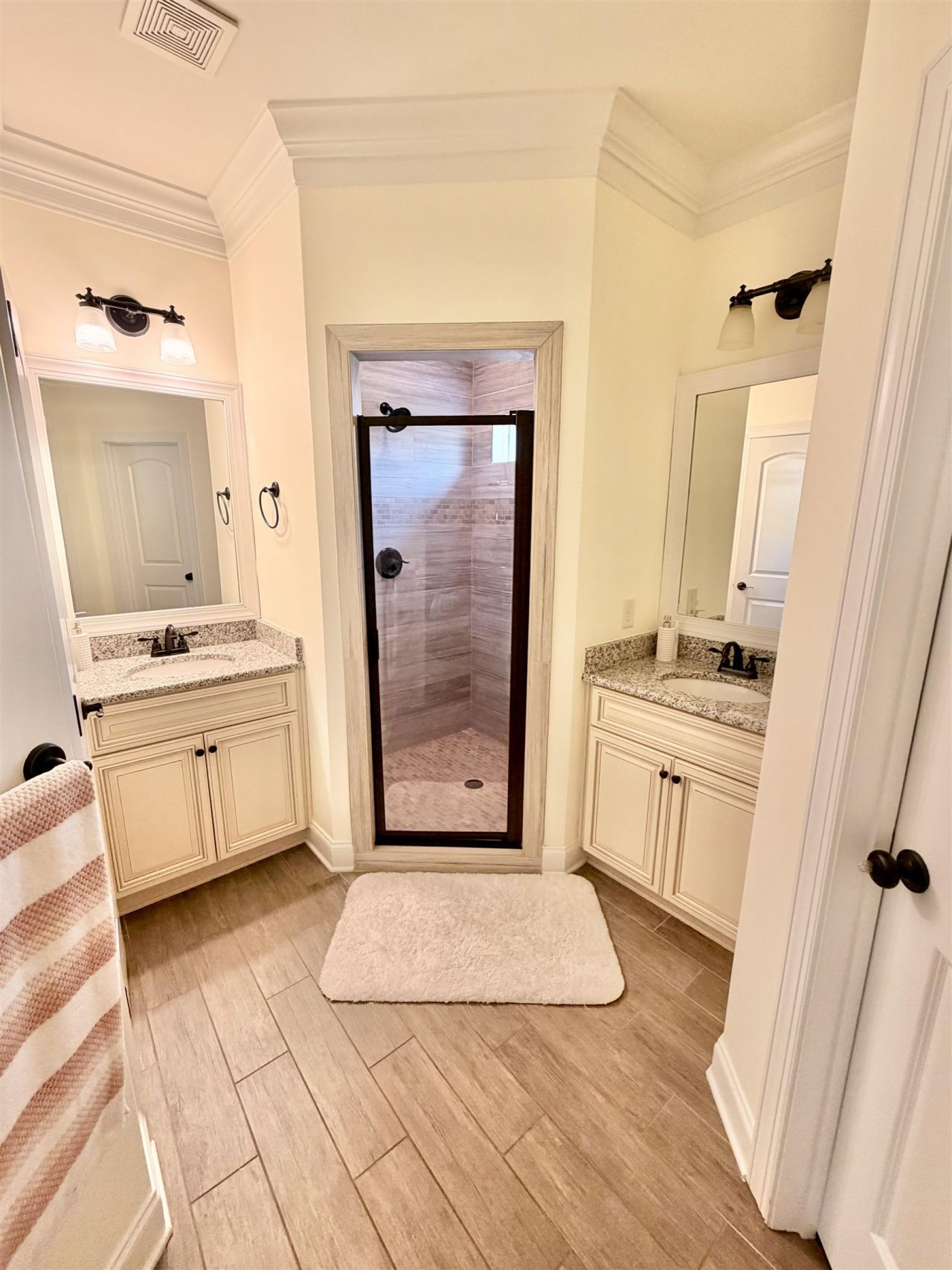504 Saint Julian Ln. Photo 21
