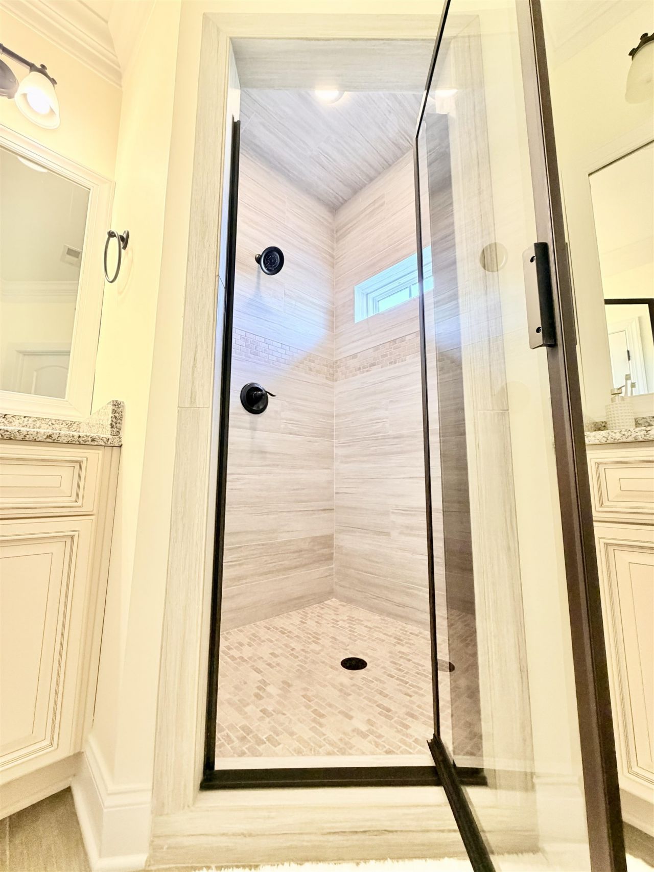 504 Saint Julian Ln. Photo 22