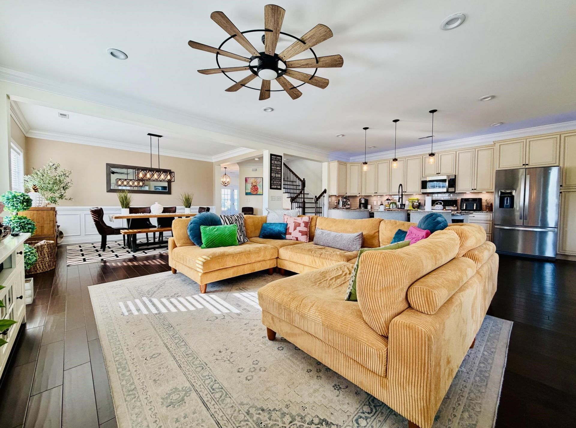 504 Saint Julian Ln. Photo 7