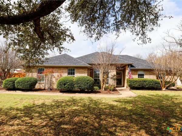 3632 North Drive , Belton, TX 76513