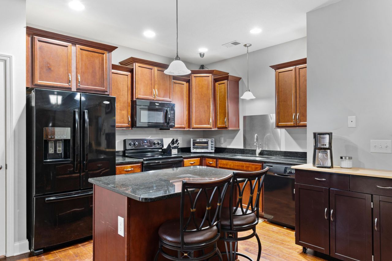 138 Sunnyvale Court Photo 11