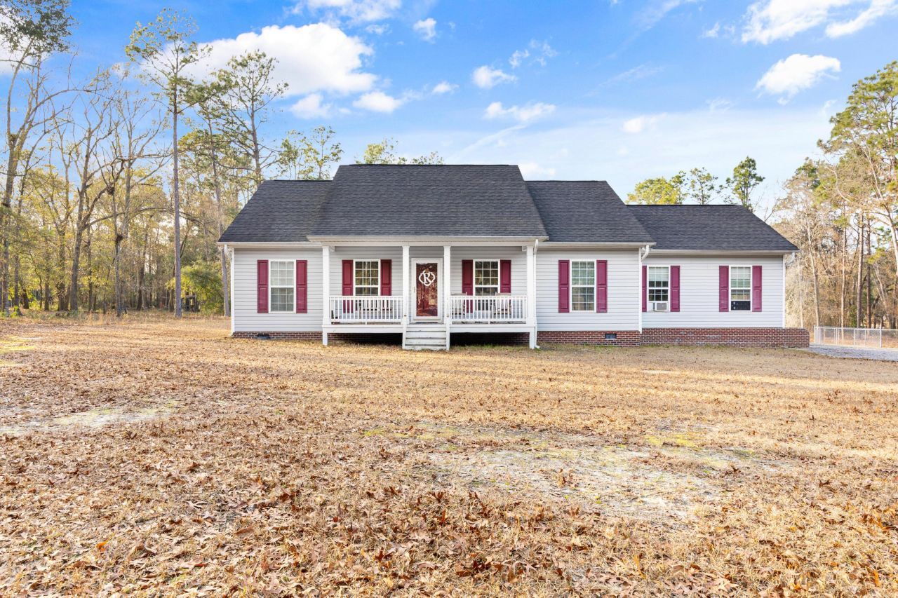 138 Sunnyvale Court Photo 2