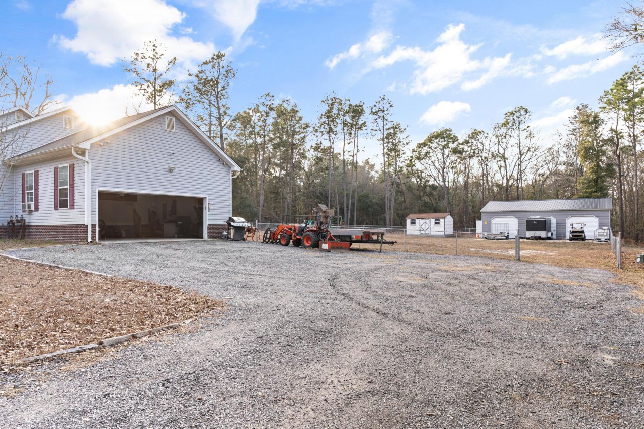 138 Sunnyvale Court Photo 4