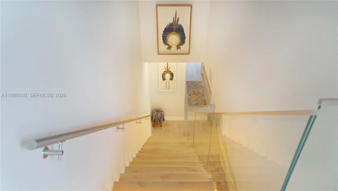 3075 Mary St, Miami, FL 33133 Photo