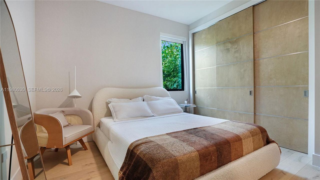 3075 Mary St, Miami, FL 33133 Photo