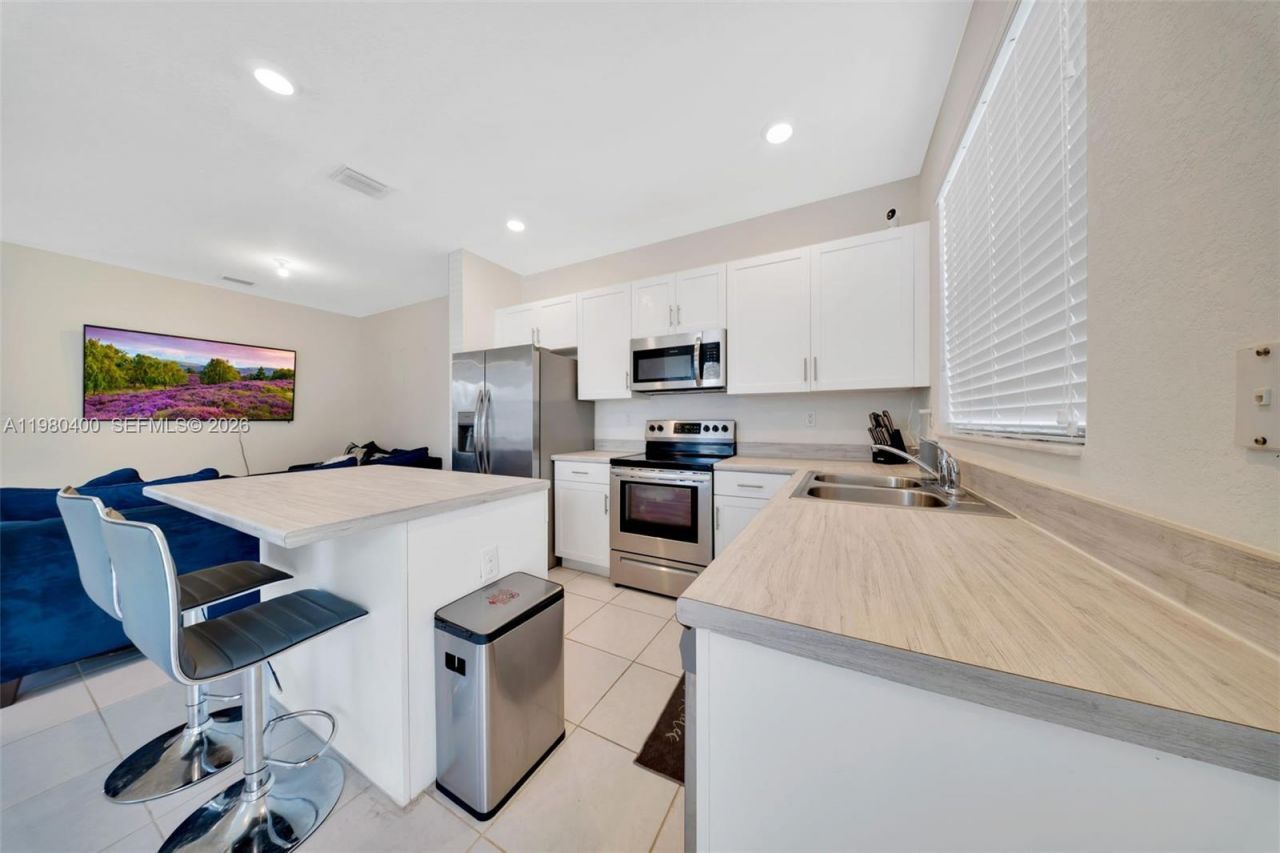 2699 SE 19th St , Homestead, FL 33035 Photo