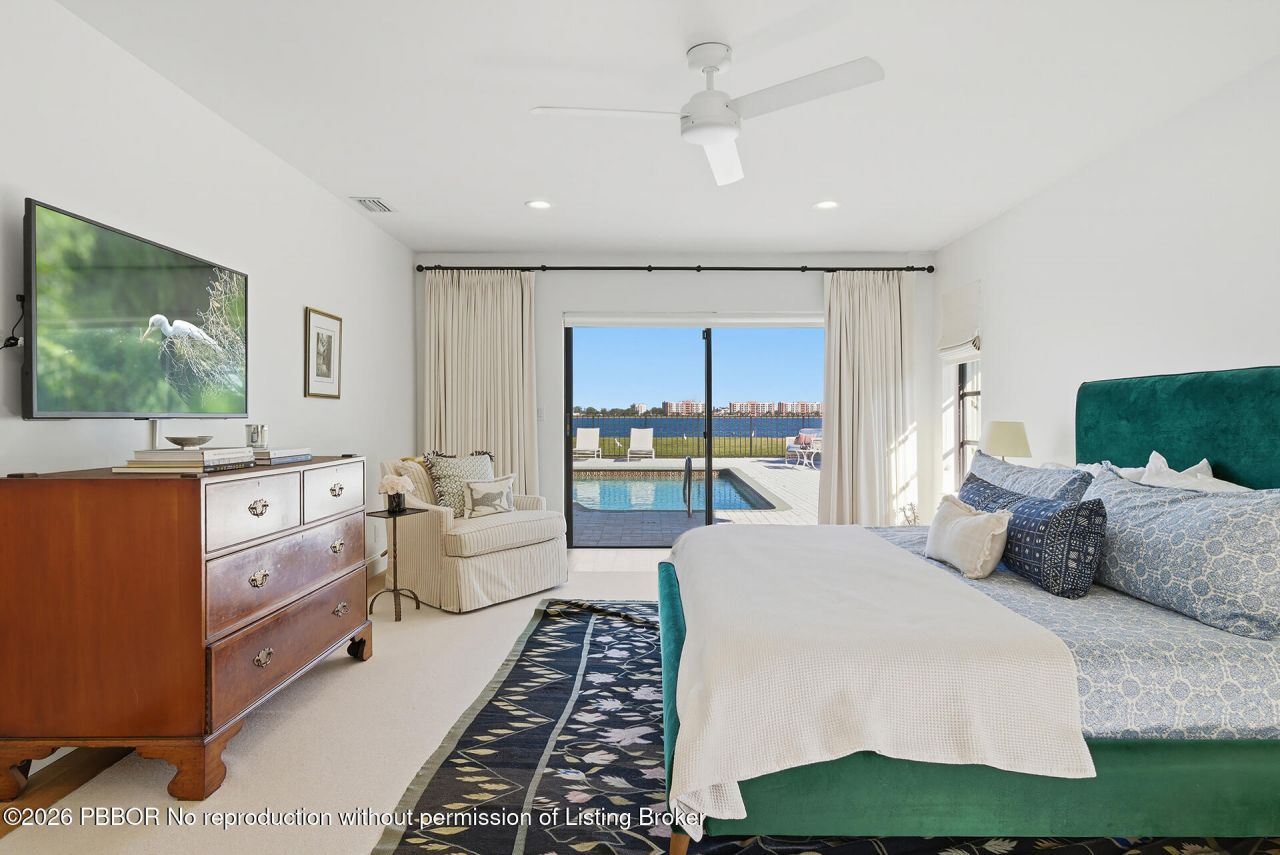 2308 Embassy Drive, West Palm Beach, FL 33401 Photo