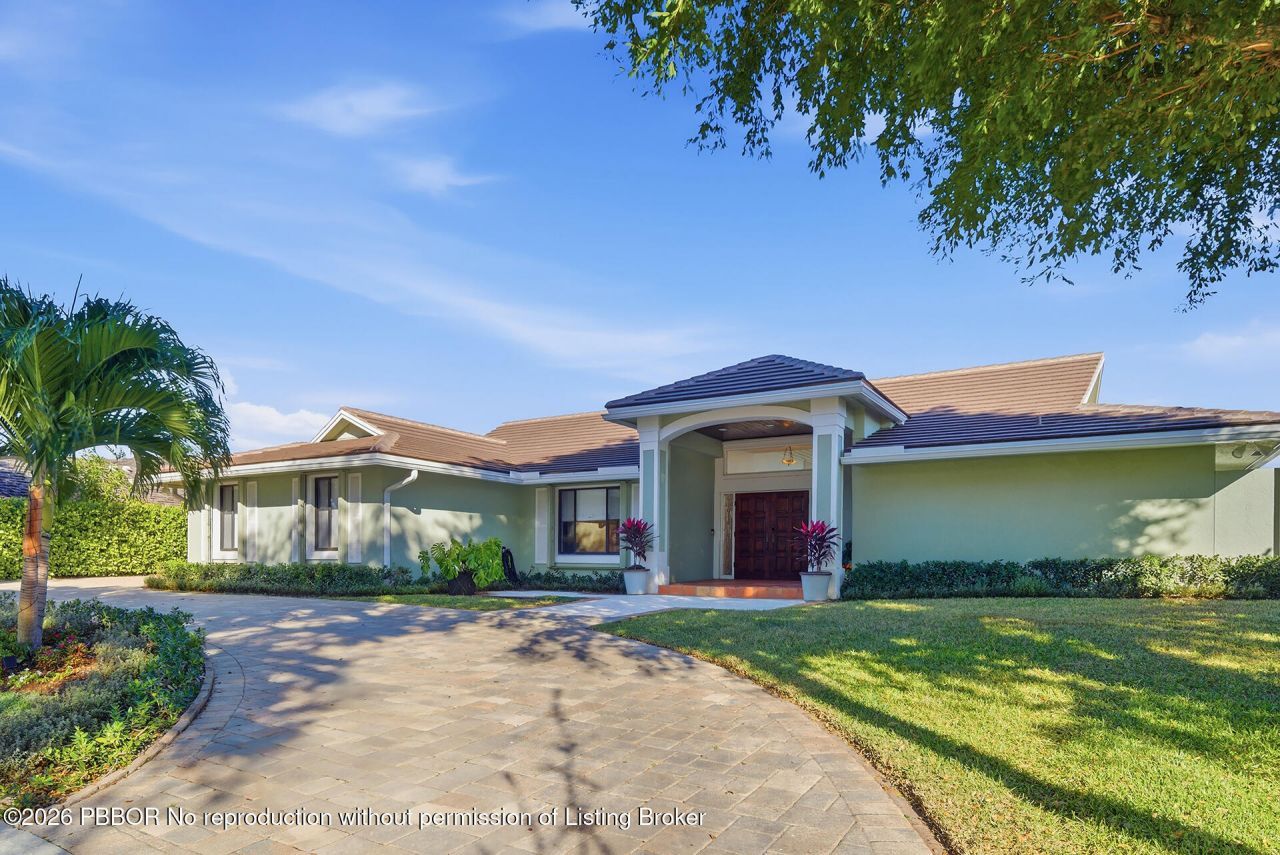 2308 Embassy Drive, West Palm Beach, FL 33401 Photo