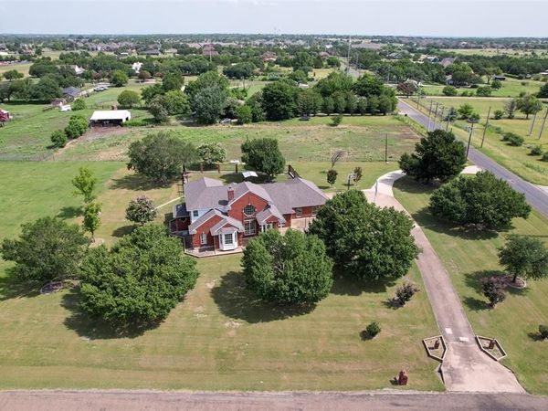 6603 Champion Road, Midlothian, TX 76065