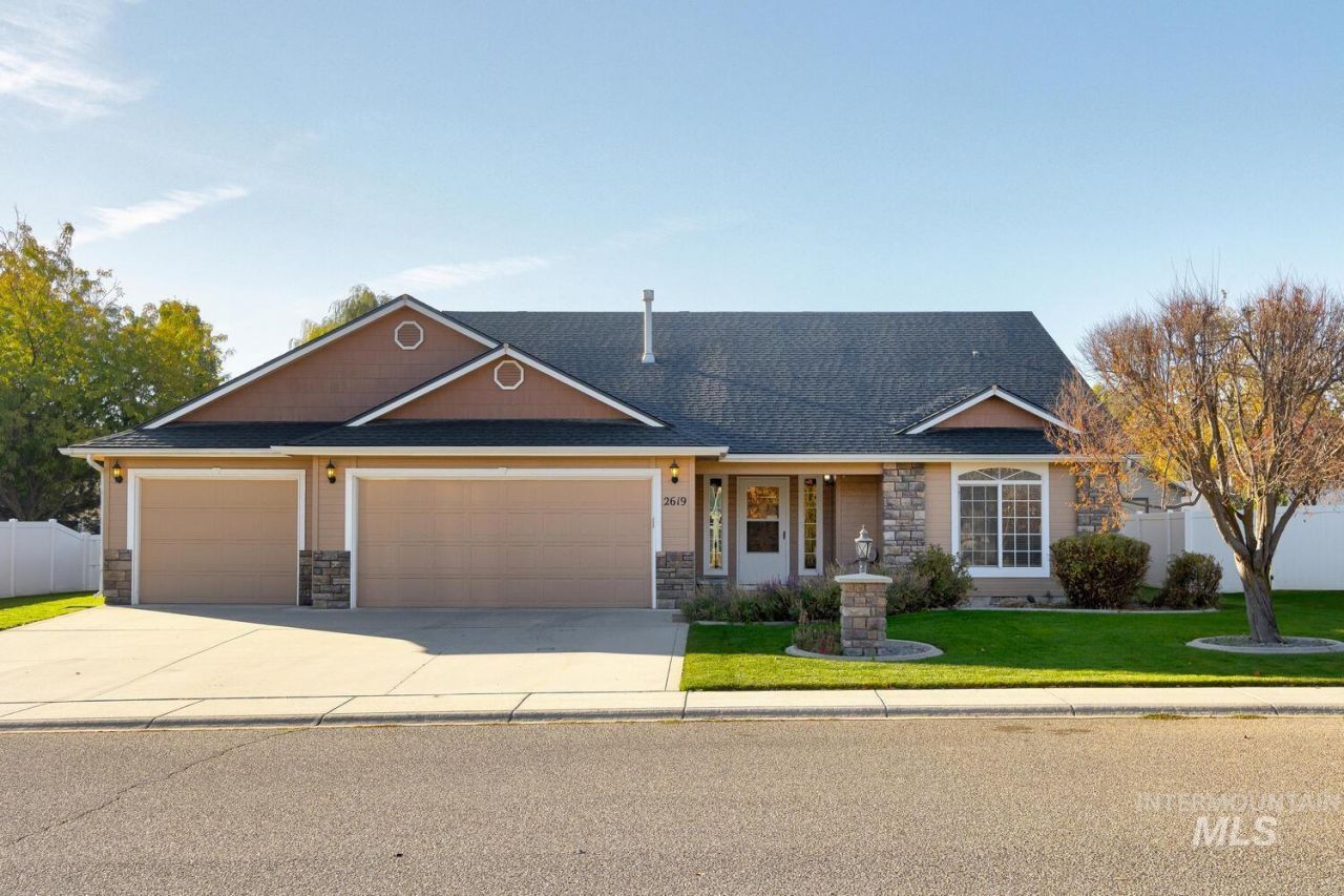 2619 S Sienna Dr, Nampa, ID 83686 Main Photo