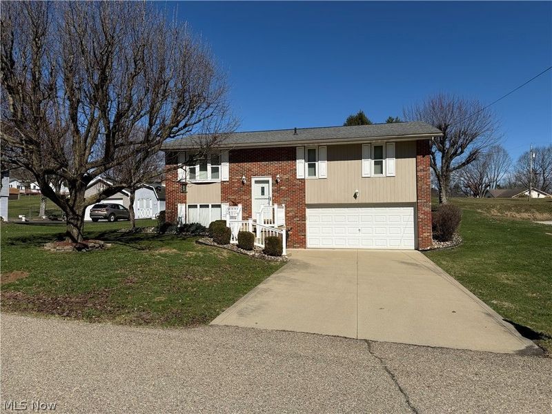 220 Bantam Ridge Court, Wintersville, OH 43953 Photo 2