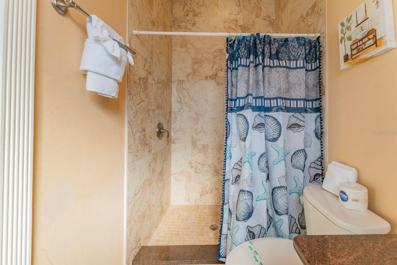 201 54th Street , Holmes Beach, FL 34217 Photo