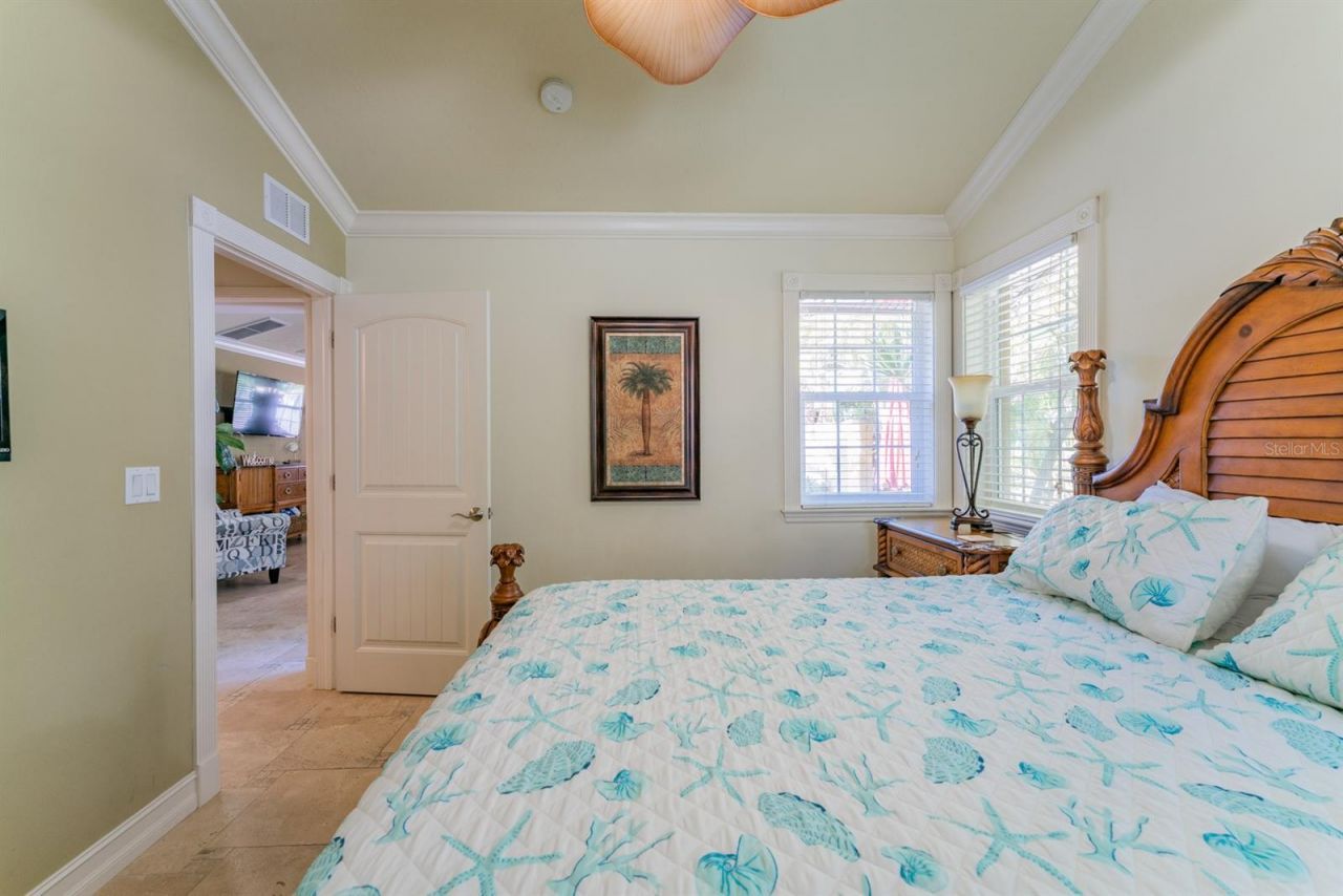 201 54th Street , Holmes Beach, FL 34217 Photo