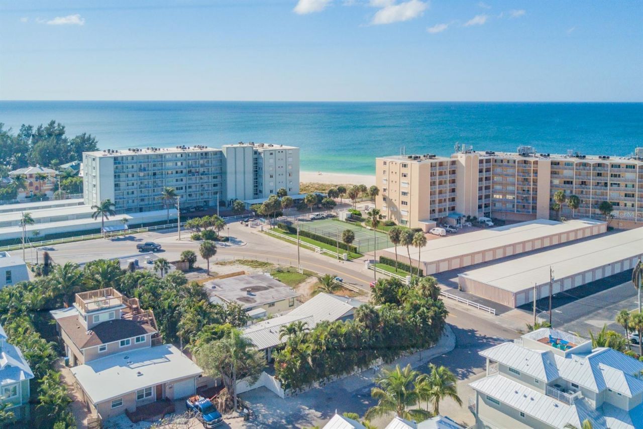 201 54th Street , Holmes Beach, FL 34217 Photo