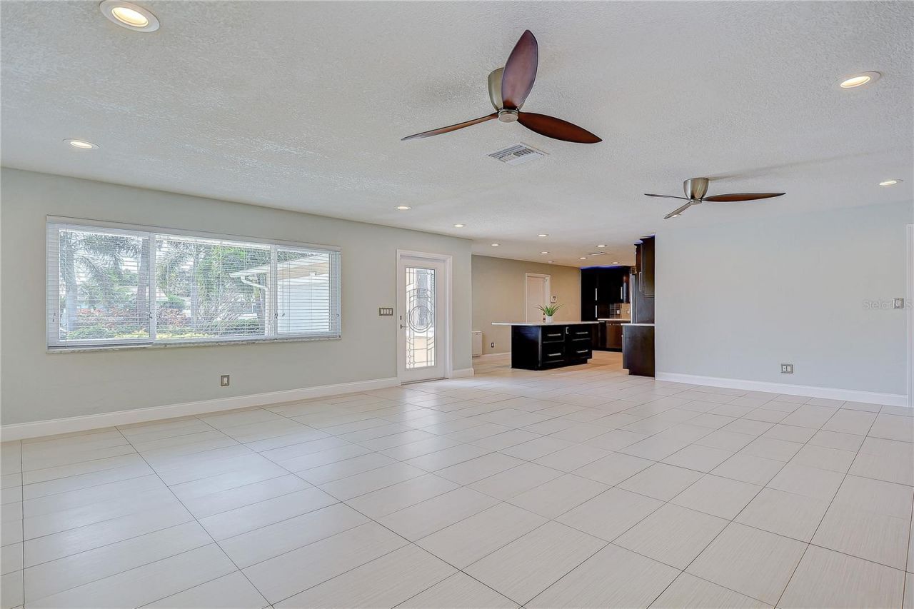 2645 63rd Avenue S, Saint Petersburg, FL 33712 Photo