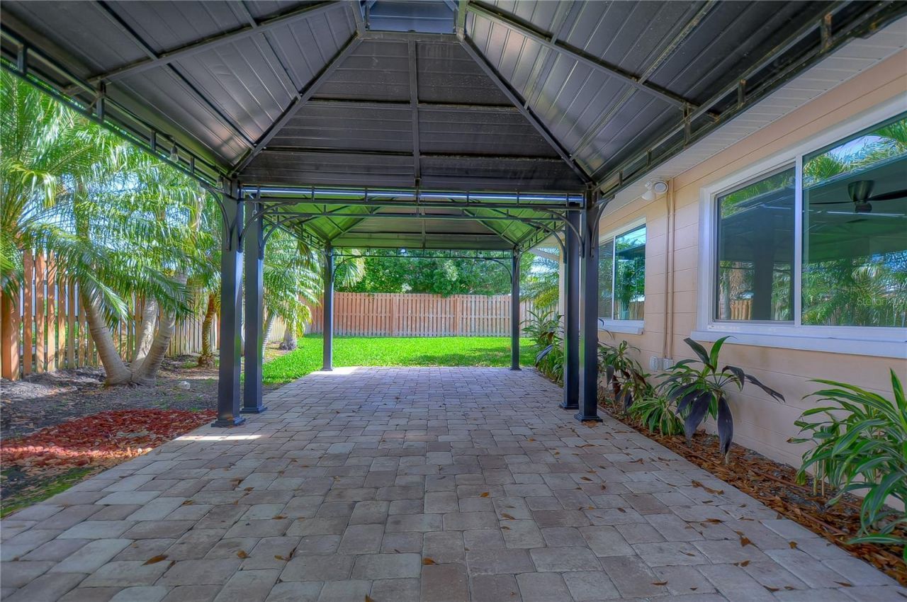 2645 63rd Avenue S, Saint Petersburg, FL 33712 Photo