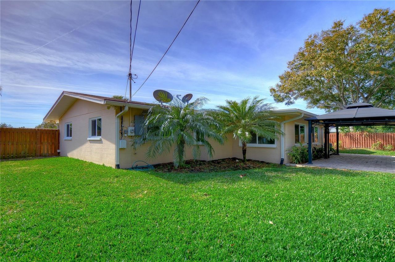 2645 63rd Avenue S, Saint Petersburg, FL 33712 Photo