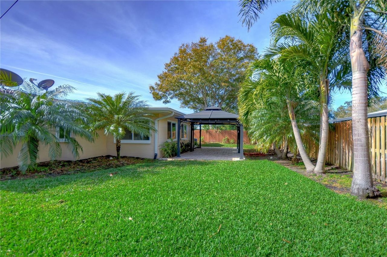 2645 63rd Avenue S, Saint Petersburg, FL 33712 Photo