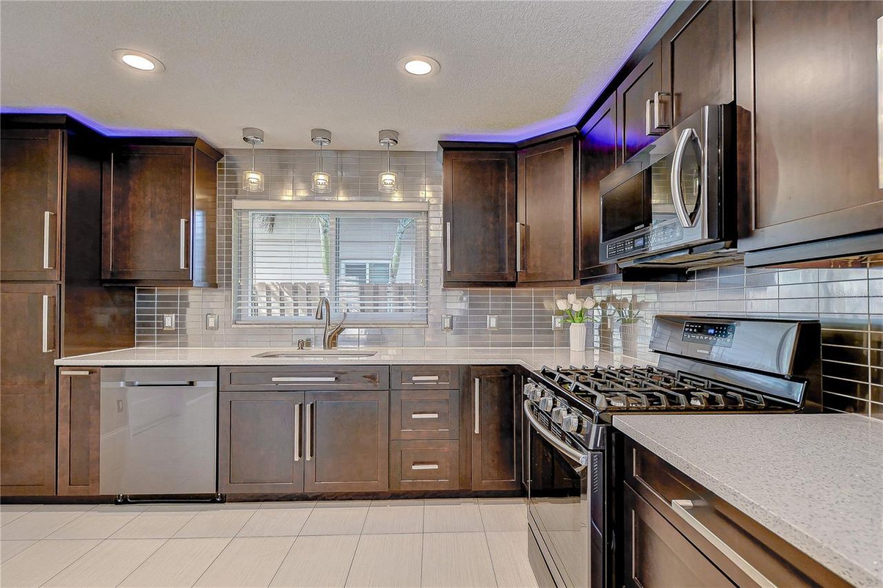 2645 63rd Avenue S, Saint Petersburg, FL 33712 Photo