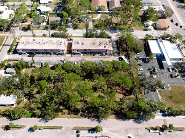 N SHADE AVENUE , SARASOTA, FL 34237