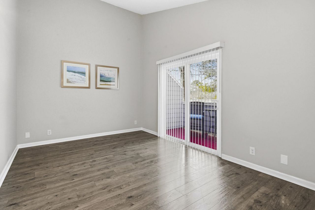 1203 Tiffany Ln. Photo 11