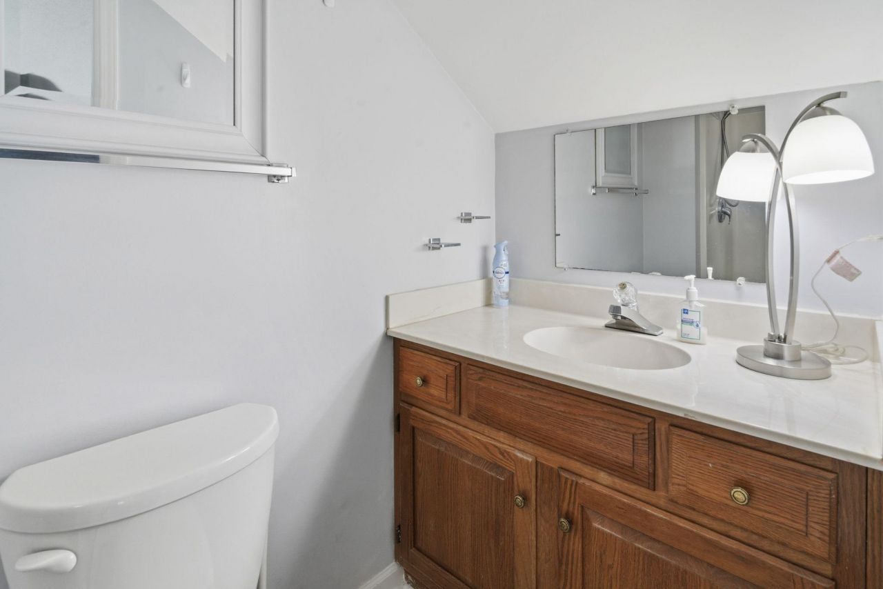 1203 Tiffany Ln. Photo 17