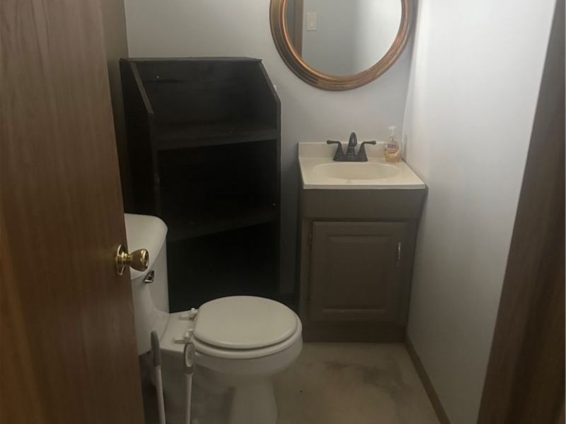 2912 Clearfield Avenue , Akron, OH 44314 Photo 11