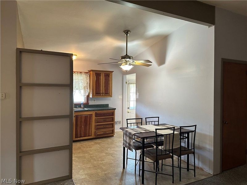 2912 Clearfield Avenue , Akron, OH 44314 Photo 4