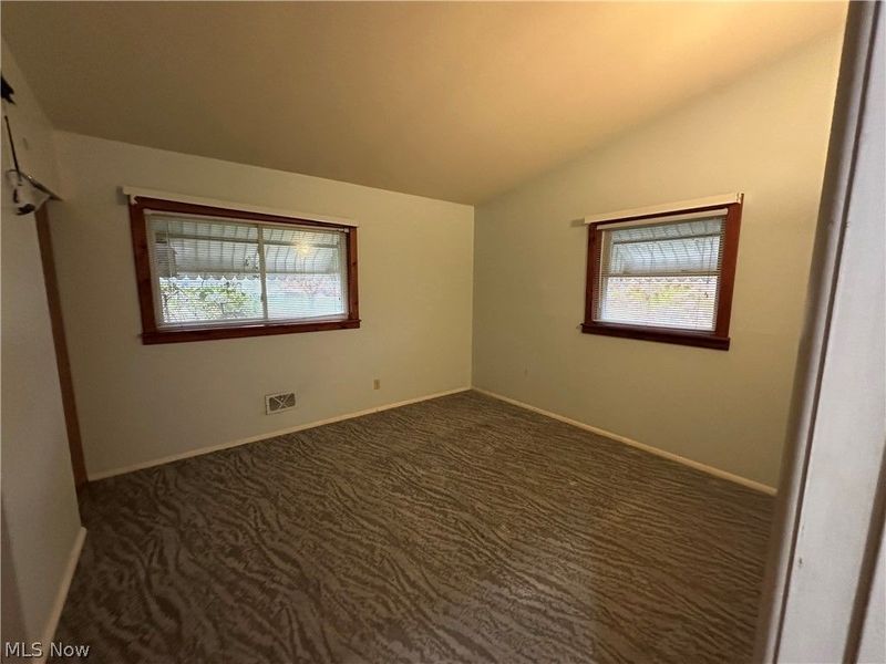 2912 Clearfield Avenue , Akron, OH 44314 Photo 8