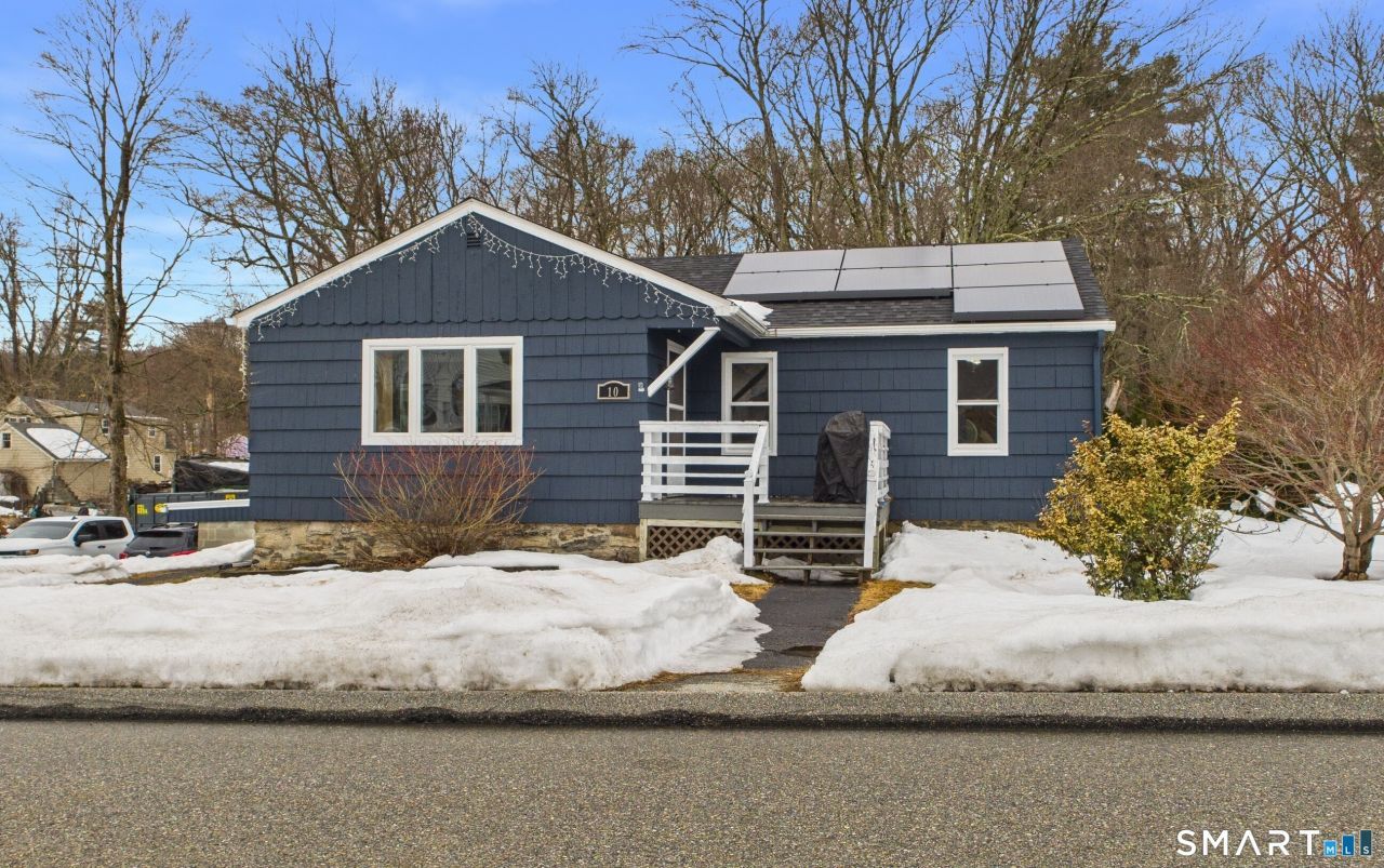 10 First, Thompson, CT 06255 Main Photo