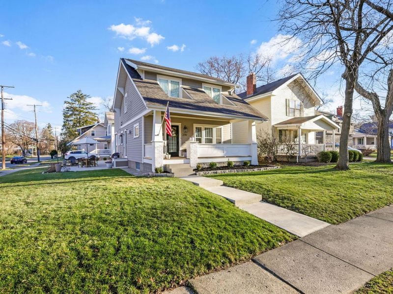 270 Clinton Heights Avenue, Columbus, OH 43202 Photo 2