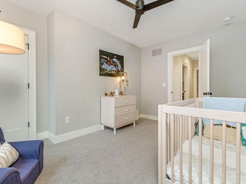 270 Clinton Heights Avenue, Columbus, OH 43202 Photo 22