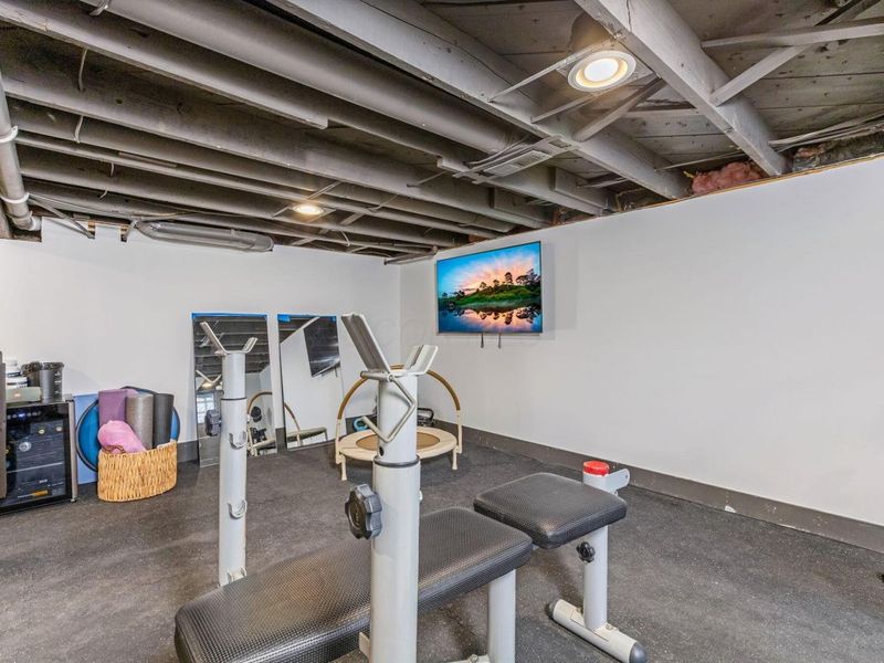 270 Clinton Heights Avenue, Columbus, OH 43202 Photo 37