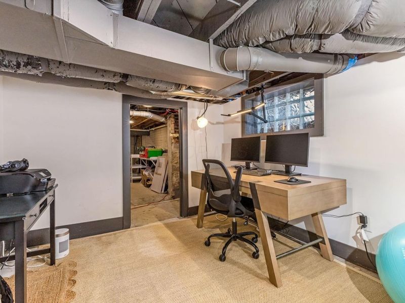 270 Clinton Heights Avenue, Columbus, OH 43202 Photo 39