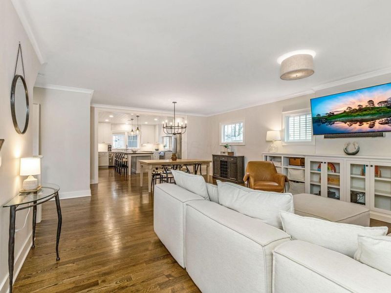 270 Clinton Heights Avenue, Columbus, OH 43202 Photo 8