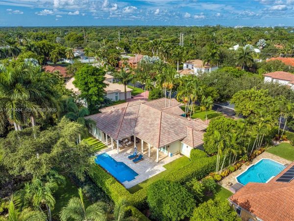 16721 SW 86th Ct, Palmetto Bay, FL 33157