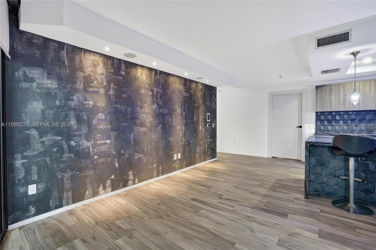 801 S Miami Ave , Unit 2805, Miami, FL 33130 Photo