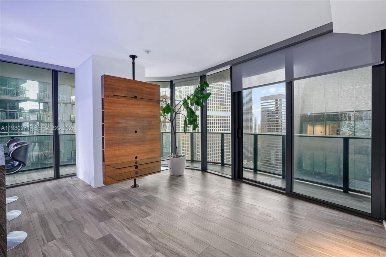 801 S Miami Ave , Unit 2805, Miami, FL 33130 Photo