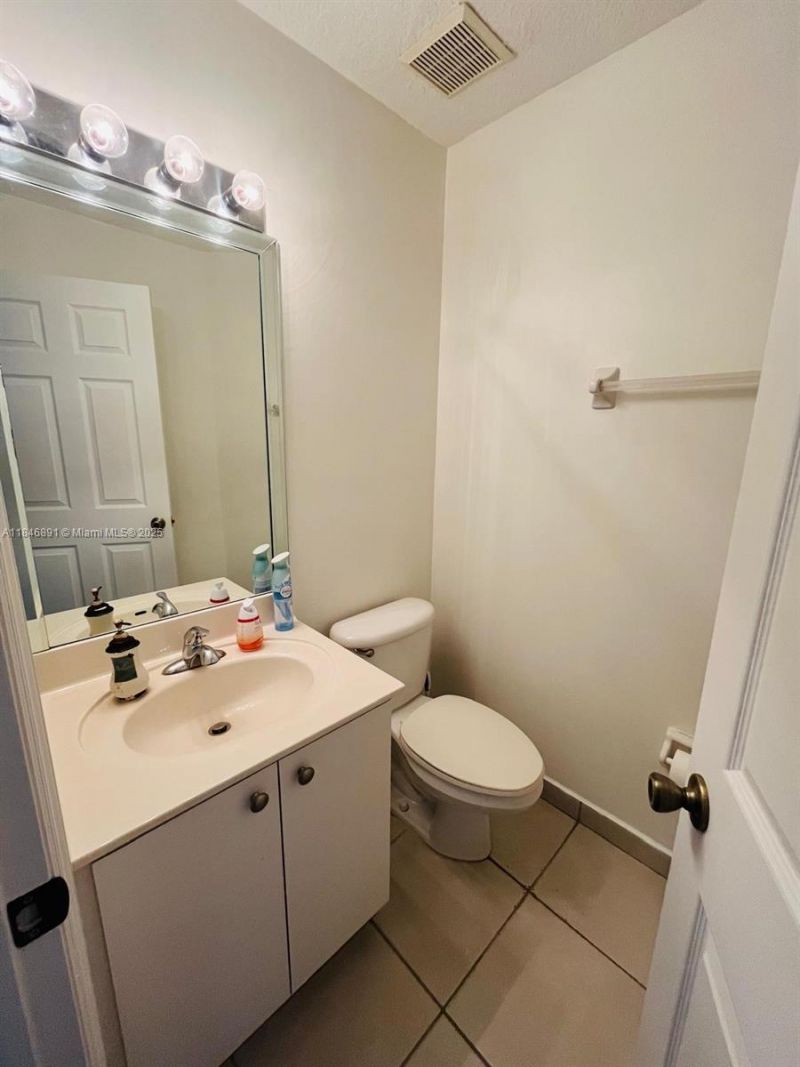 14146 S Cypress Cove Cir , Davie, FL 33325 Photo