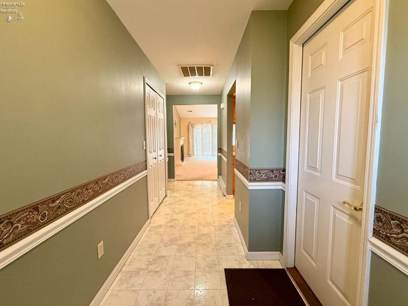 1805 E Waterberry, Huron, OH 44839 Photo 9