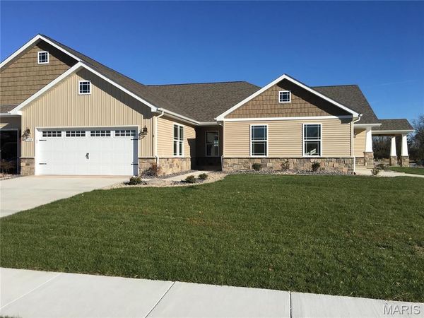 7300 FULHAM Lane, Unit B, Troy, IL 62294