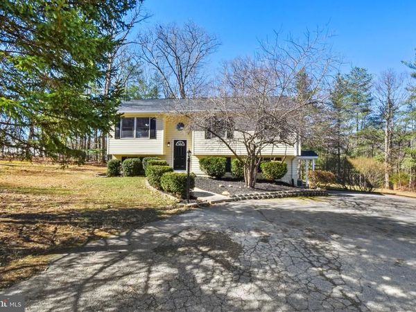 247 HICKORY ROAD, FRONT ROYAL, VA 22630