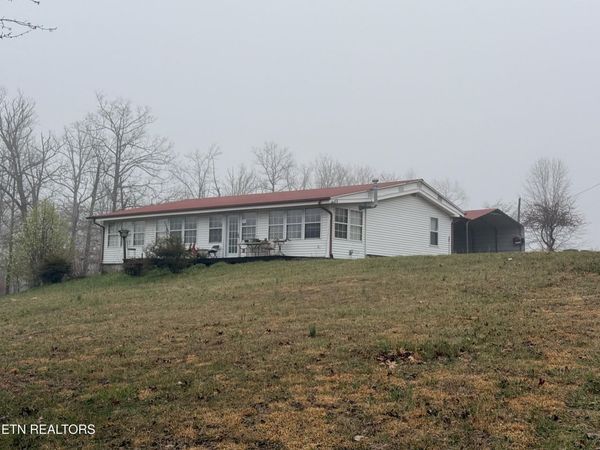 133 Stone Ridge Circle, Grandview, TN 37337