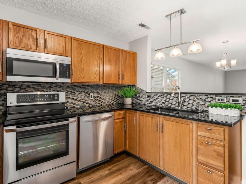 135 Hancock Street , Delaware, OH 43015 Photo 3