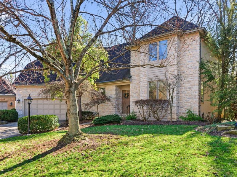 4219 Bibury Court, Columbus, OH 43221 Photo 1