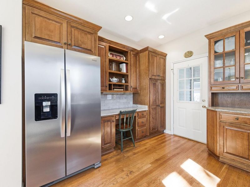 4219 Bibury Court, Columbus, OH 43221 Photo 16