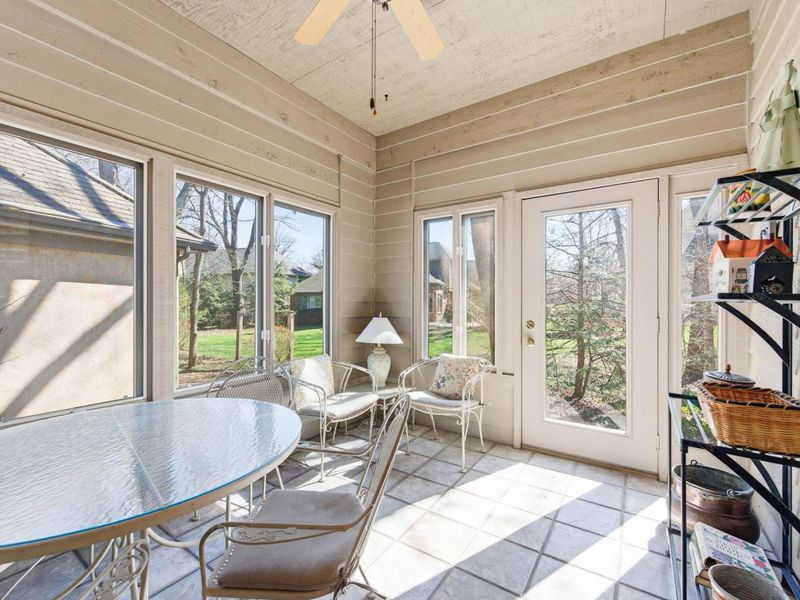 4219 Bibury Court, Columbus, OH 43221 Photo 19