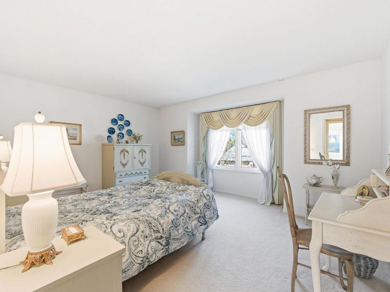 4219 Bibury Court, Columbus, OH 43221 Photo 34