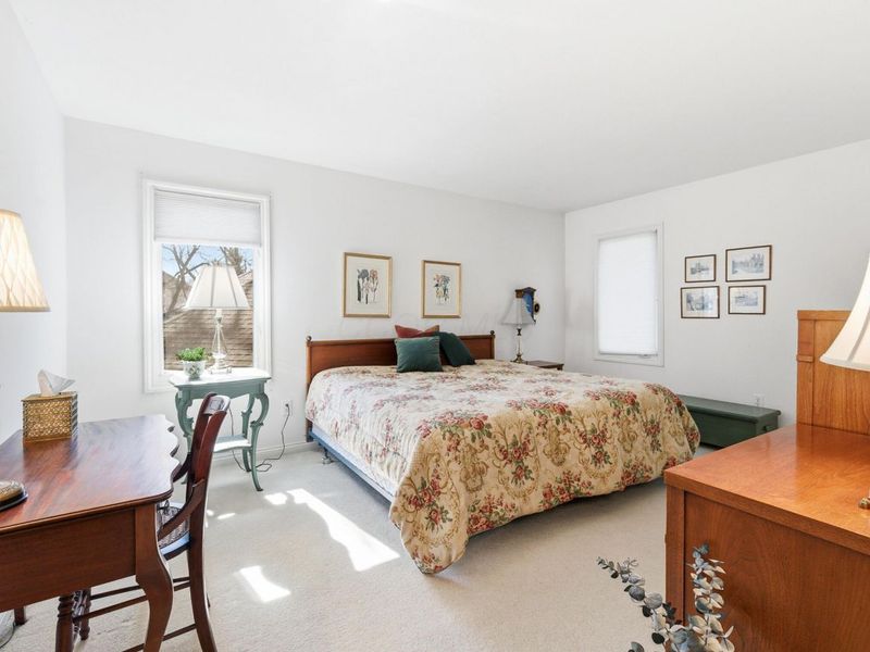 4219 Bibury Court, Columbus, OH 43221 Photo 37