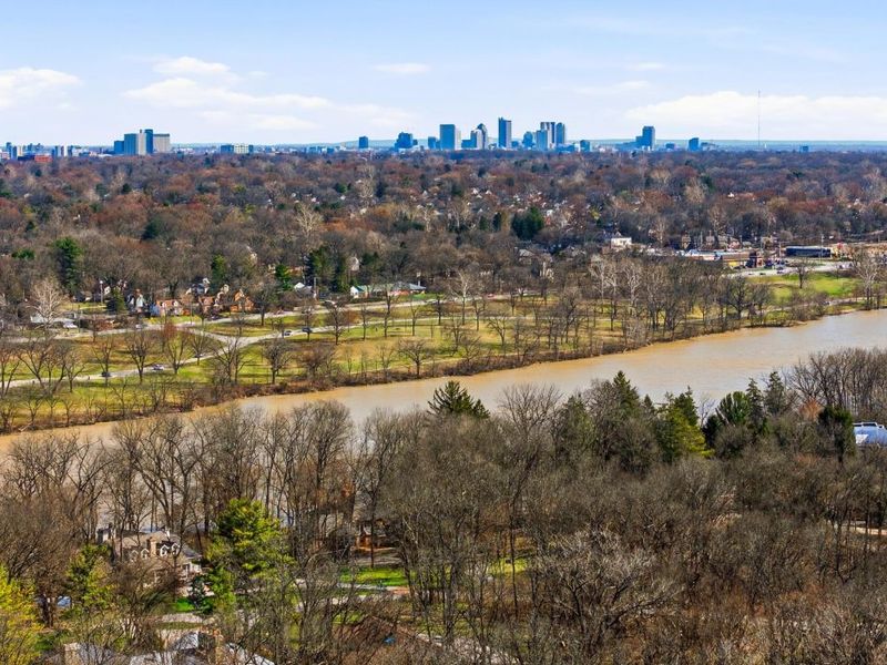 4219 Bibury Court, Columbus, OH 43221 Photo 57